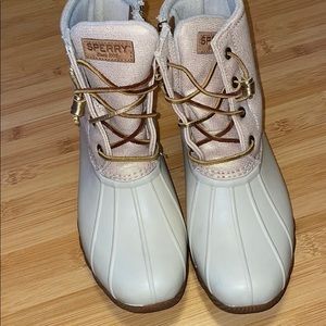 sperry boots